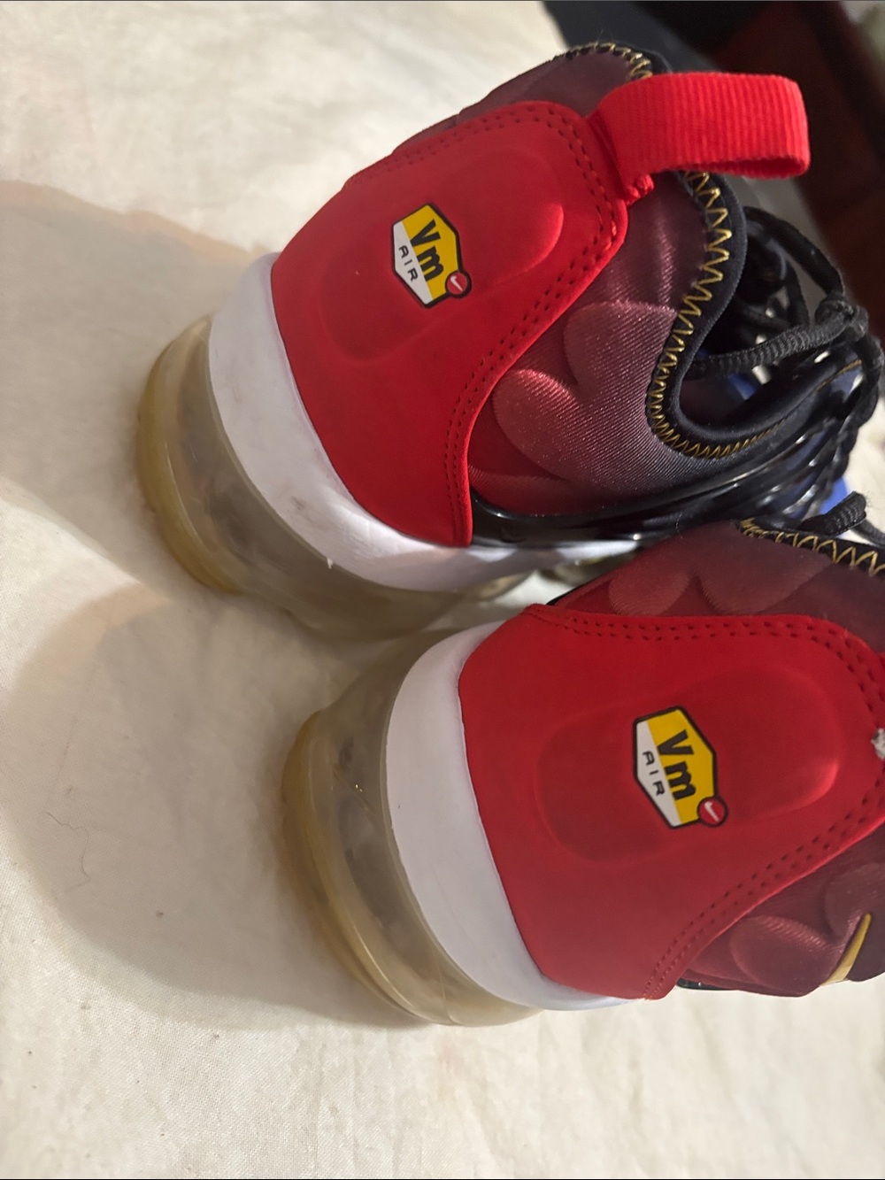Nike Air VaporMax Plus in multicolor color-way size 8.5 - Picture 4 of 7